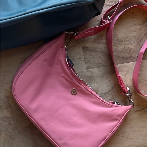 Lululemon Pink Cross Body Bag - Picture 1 of 4